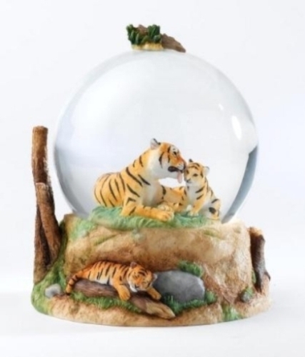 Country Artists Tiger Waterball CA06687
