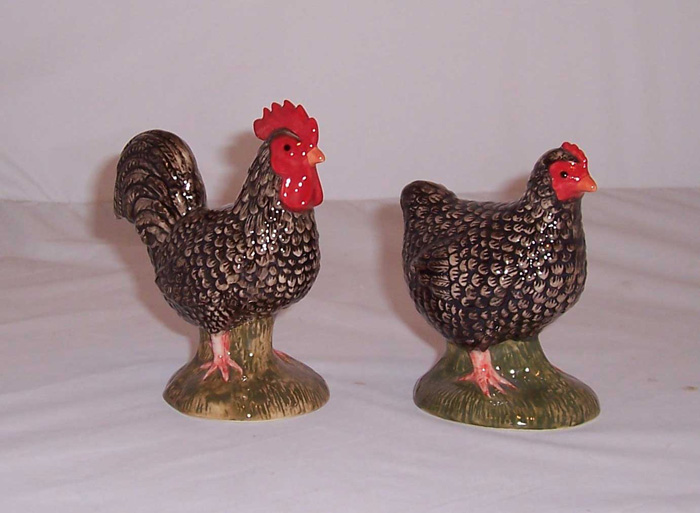 Maran Hen and Cockerel figures