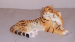 Country Artists Tiger Cub Playful CA01246